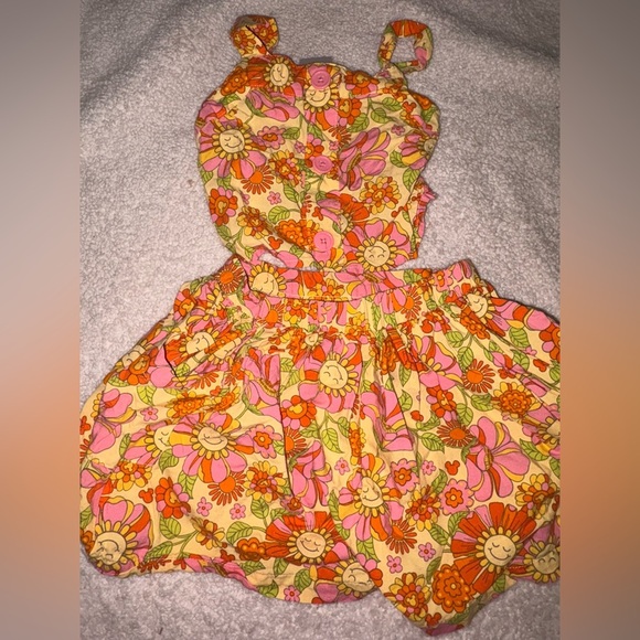 Girls Minnie 4t 2 piece outfit - Picture 1 of 6